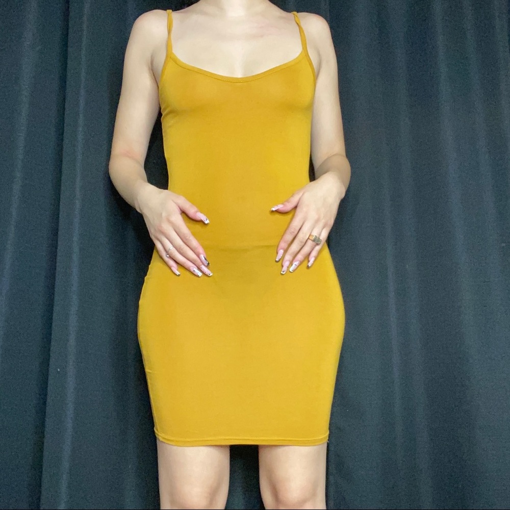 Basic spaghetti strap mini dress